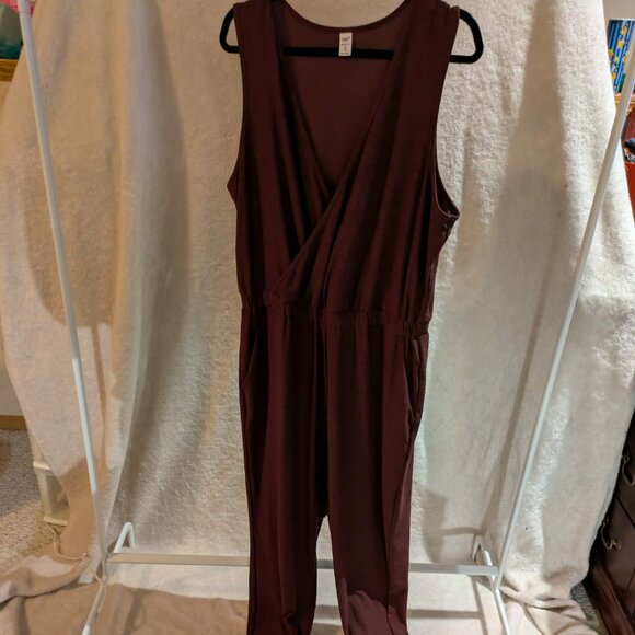 Old navy active Size XL Maroon Jumper - Picture 1 of 3